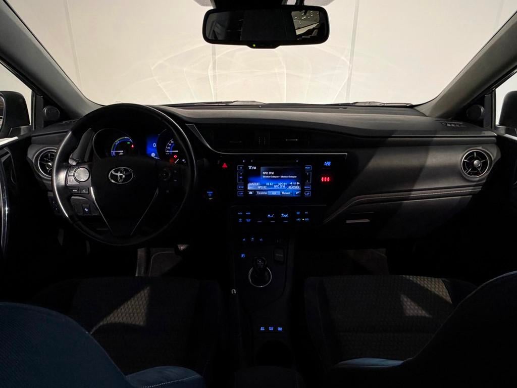 Toyota Auris 1.8 Hybrid Executive Go AUT /Clima/Cruise/LED/K, Stof, Gebruikt, Euro 6, Stoelverwarming