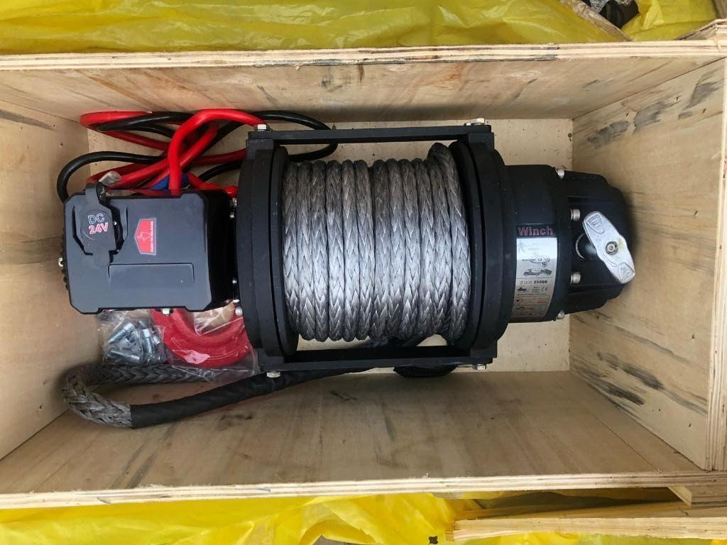 Elektrische Lier 24 V 11,4 ton KOMPAKTrunva  26m 14mmdyneema, Ophalen of Verzenden, Nieuw