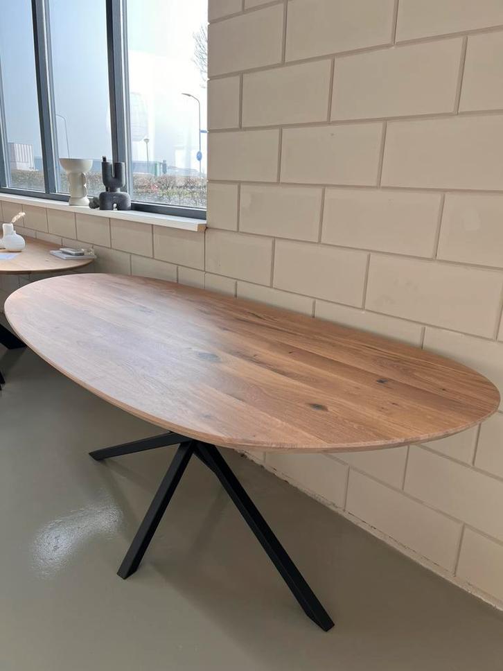 Organische eiken tafel 200cm met atalen mikado poot, Huis en Inrichting, Tafels | Eettafels, Zo goed als nieuw, 50 tot 100 cm