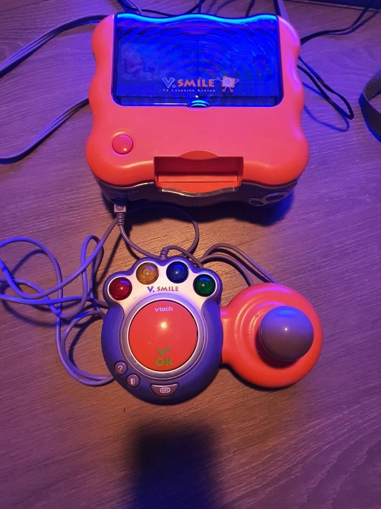 Tk VTech met spelen, Spelcomputers en Games, Spelcomputers | Overige, Ophalen, Zo goed als nieuw