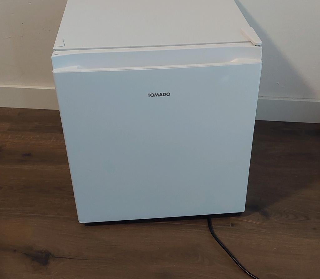 Tomado Mini Vriezer, Witgoed en Apparatuur, Vriezers en Diepvrieskisten, Gebruikt, Minder dan 85 cm, Minder dan 60 cm, Vrijstaand