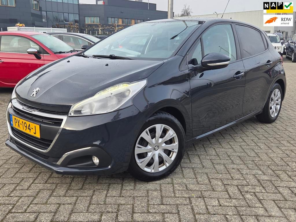 Peugeot 208 1.2 VTi NAVI/NAP/CRUISCONTROL, Voorwielaandrijving, Gebruikt, 1199 cc, 82 pk