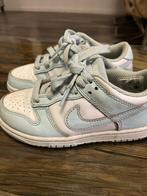 Mooie Nike dunk low, Jongen of Meisje, Schoenen, Ophalen of Verzenden, Zo goed als nieuw