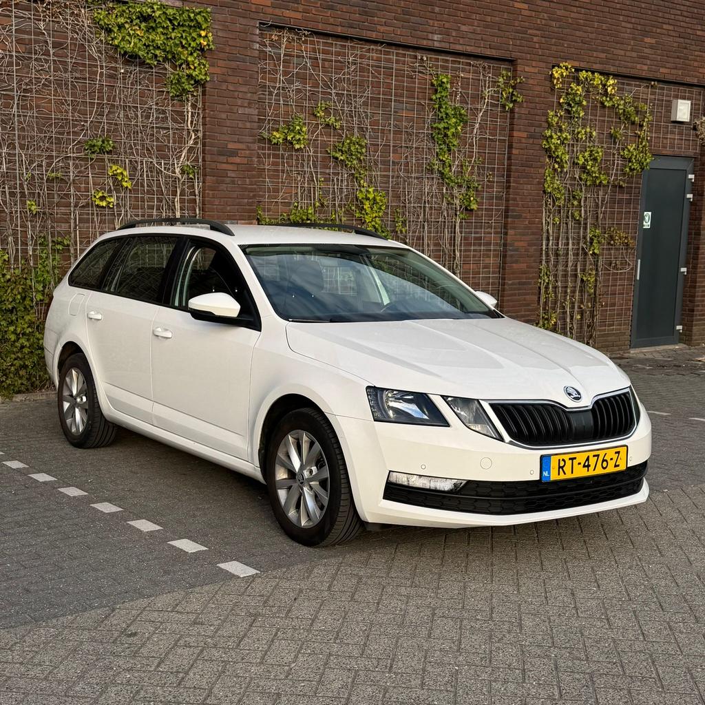 Skoda Octavia 1.0 TSI 85KW Combi Dsg-7 2018 Wit, 1169 kg, Wit, Origineel Nederlands, 630 kg