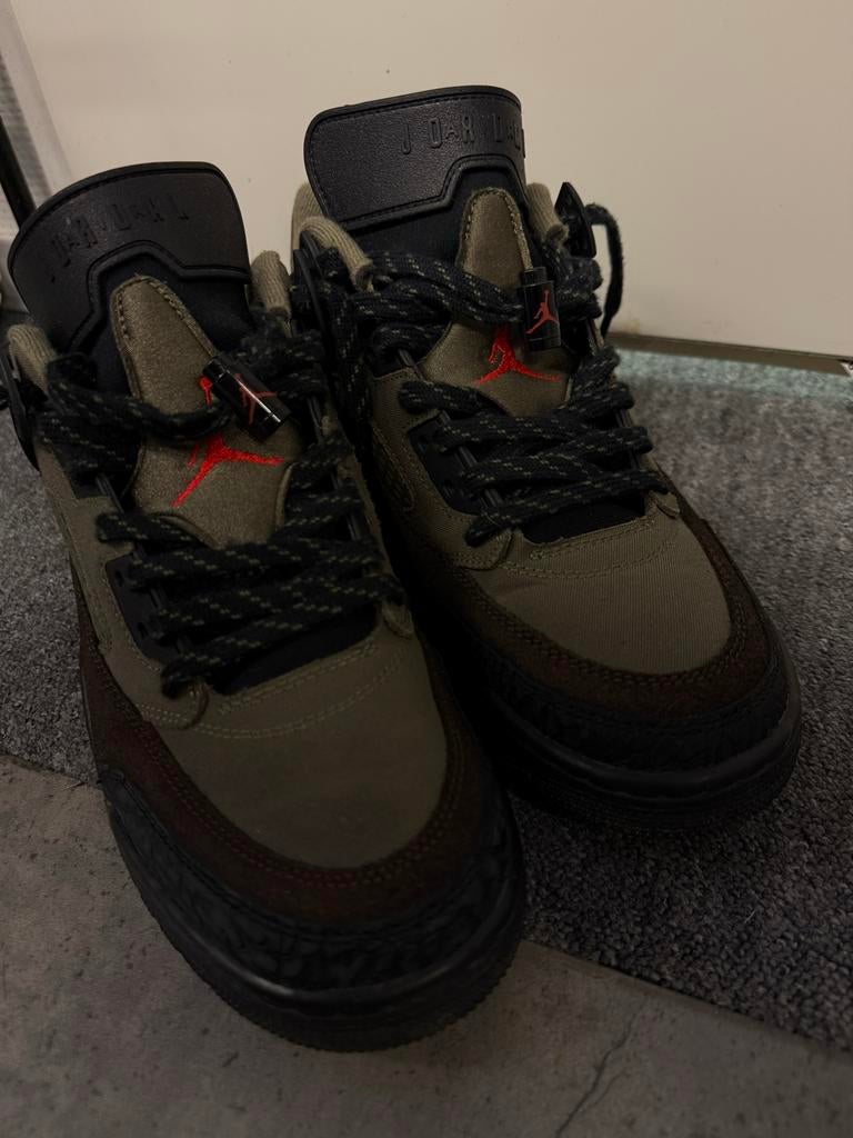 Jordan Spizike Low - Zo goed als nieuw, Ophalen of Verzenden, Zo goed als nieuw, Overige kleuren, Sneakers of Gympen