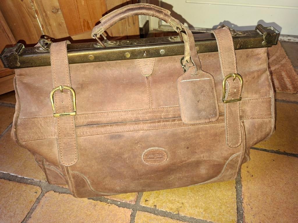 Dokters-/Reistas leer, Ophalen, 40 tot 60 cm, 30 cm of meer, Bruin