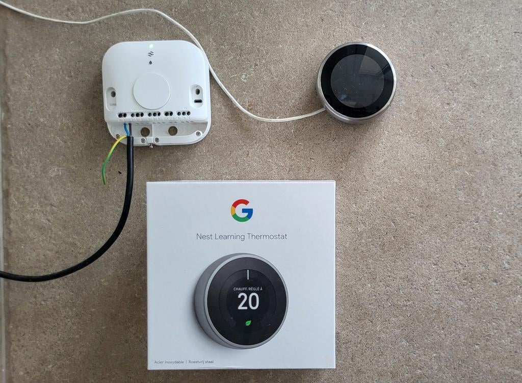 Google Nest Thermostaat v3 - Zelflerend - Zo goed als nieuw, Doe-het-zelf en Verbouw, Thermostaten, Ophalen of Verzenden, Slimme thermostaat