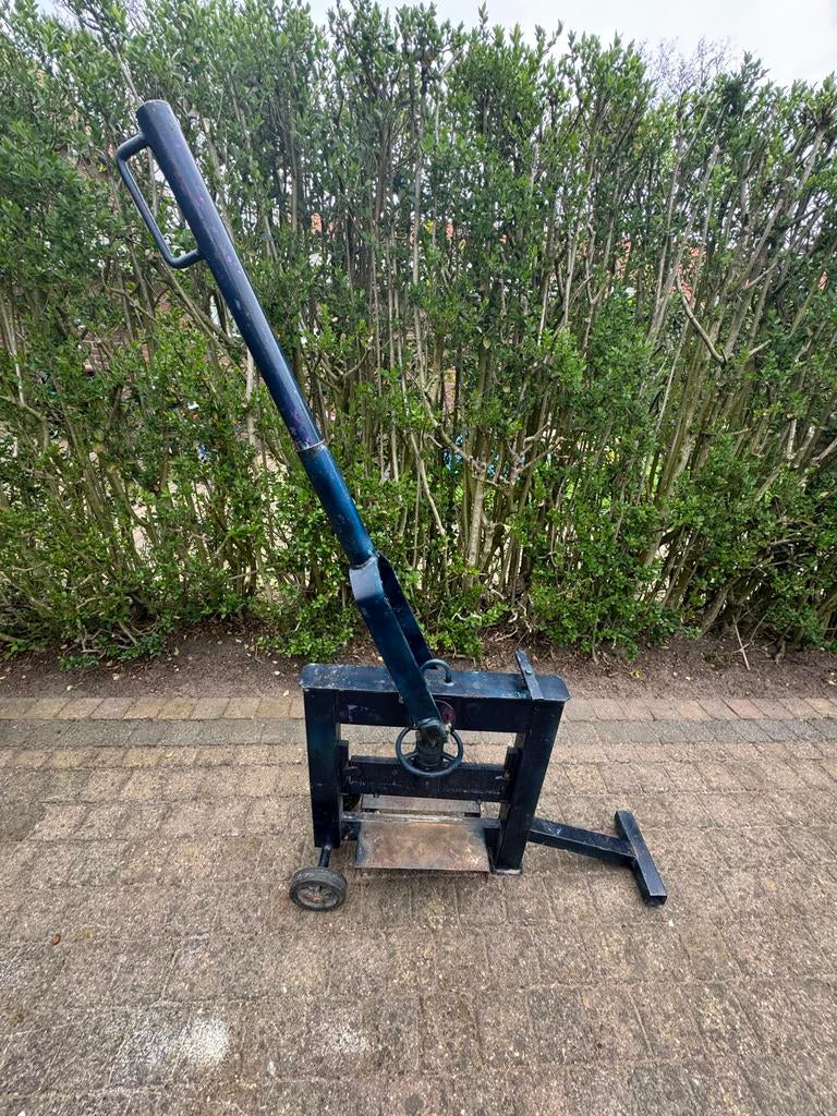 Stenenknipper - Handig voor bestrating en tuinprojecten, Ophalen, Gebruikt