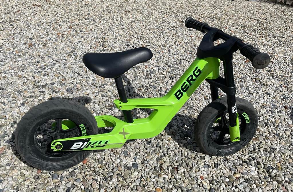 BERG Biky mini loopfiets groen, Kinderen en Baby's, Speelgoed | Buiten | Voertuigen en Loopfietsen, Ophalen, Gebruikt, Loopfiets