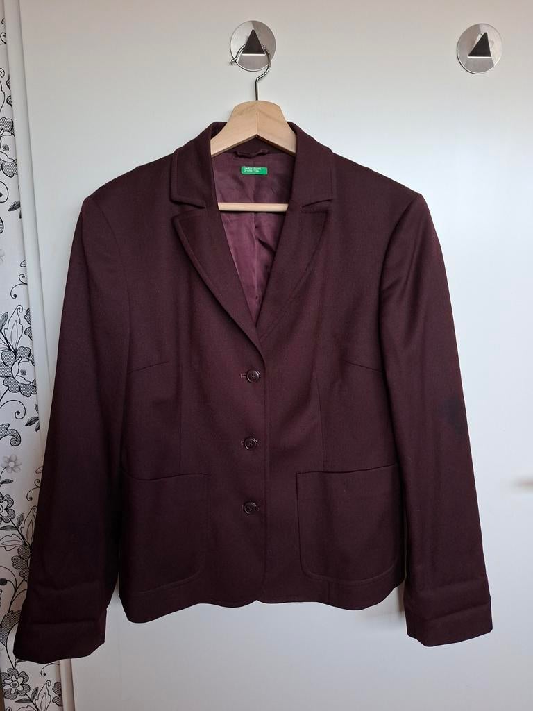 Auberginekleurig jasje van United Colors of Benetton, Maat 38/40 (M), Paars, Ophalen of Verzenden, Zo goed als nieuw