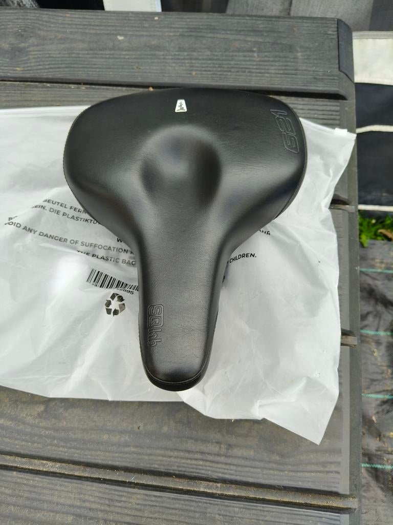 Fietszadel Active - Zo goed als nieuw, Fietsen en Brommers, Fietsonderdelen, Elektrische fiets, Kunststof, Ophalen of Verzenden