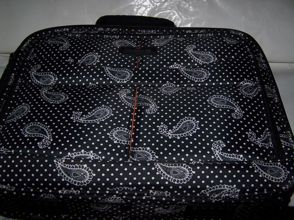 Magicase laptoptas met veel vakken en ritsen. Zie foto's., Computers en Software, Laptoptassen, Ophalen of Verzenden, 17 inch of meer