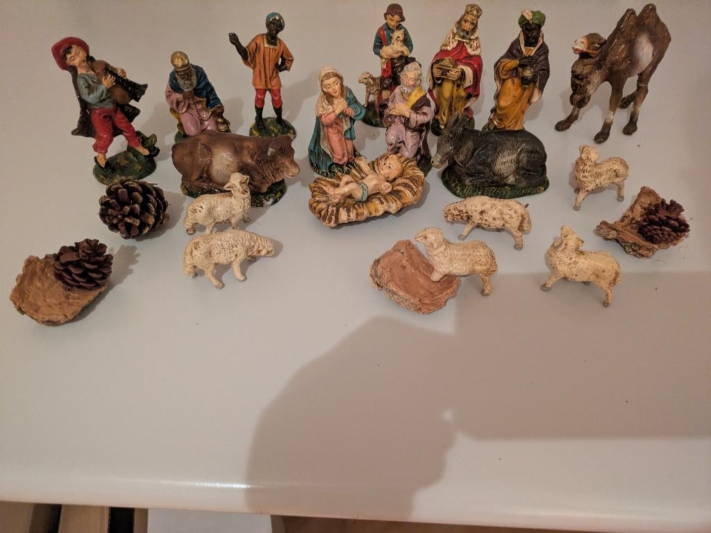stenen kerststalbeelden (compleet), Diversen, Kerst, Ophalen of Verzenden, Gebruikt