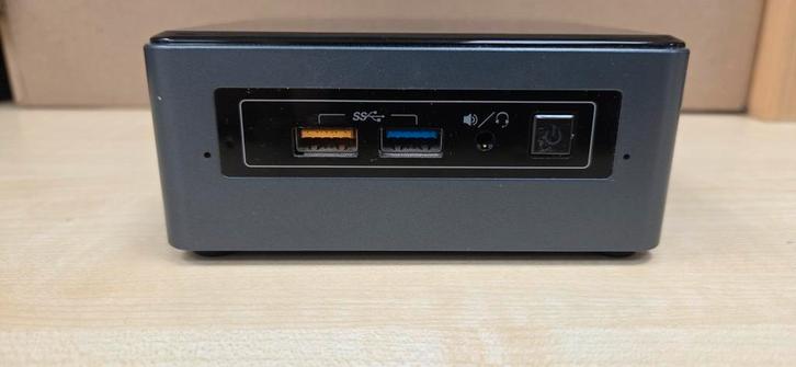Gebruikte Intel NUC NUC6CAYH, Computers en Software, Desktop Pc's, Gebruikt, 2 tot 3 Ghz, SSD, 4 GB, Ophalen of Verzenden
