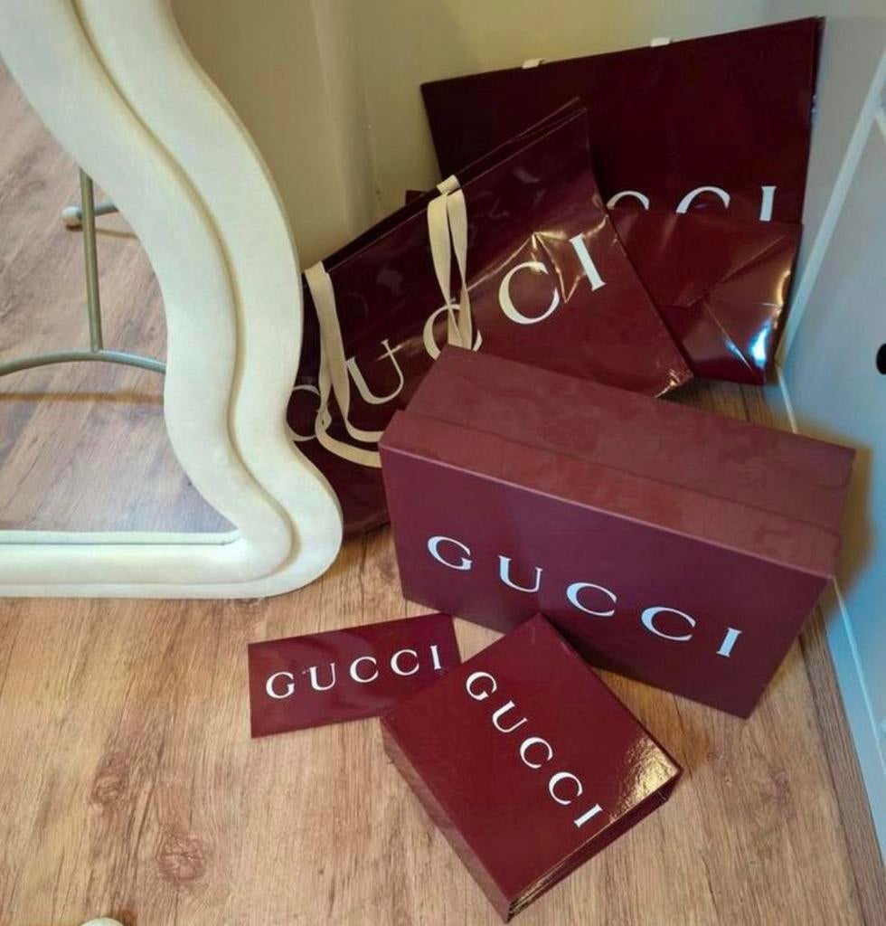 Gucci dozen in Nieuw staat, Diversen, Ophalen of Verzenden