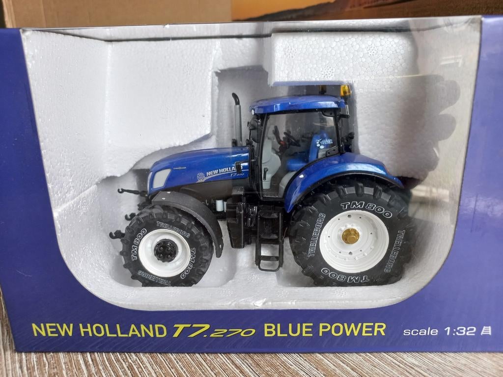 New Holland T7.270 Blue Metallic Ros, Hobby en Vrije tijd, Modelauto's | 1:32, Ophalen of Verzenden, Nieuw, Tractor of Landbouw