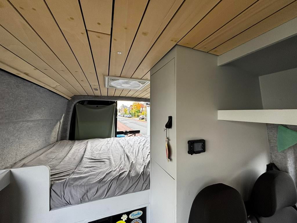 Caravans And Camping VW