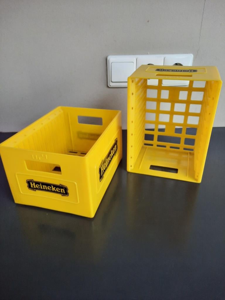 Te koop 2 Heineken cd opbergkratjes, Ophalen, Kunststof, Cd's