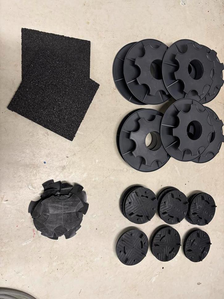 Tegelsdragers Solidor met accessoires, Doe-het-zelf en Verbouw, Tegels, Gebruikt, Overige typen, Overige materialen, 60 cm of meer