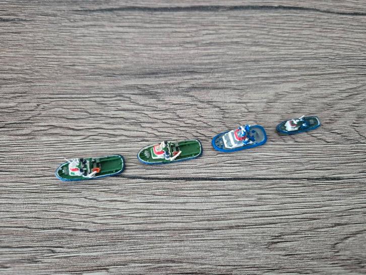 Fairplay Sleepboten Schaal 1:1250 - Set van 4, Hobby en Vrije tijd, Modelbouw | Boten en Schepen, Zo goed als nieuw, 1:200 of kleiner