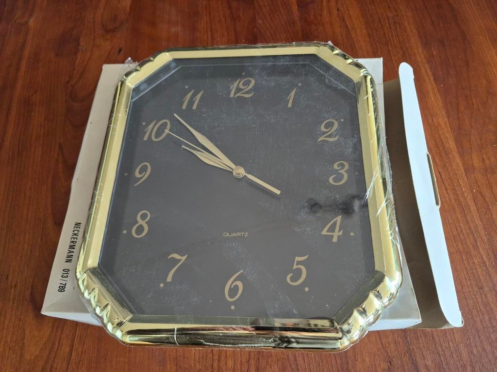 Quartz Wandklok Oude Klok jaren 90, Huis en Inrichting, Woonaccessoires | Klokken, Ophalen of Verzenden, Nieuw, Wandklok