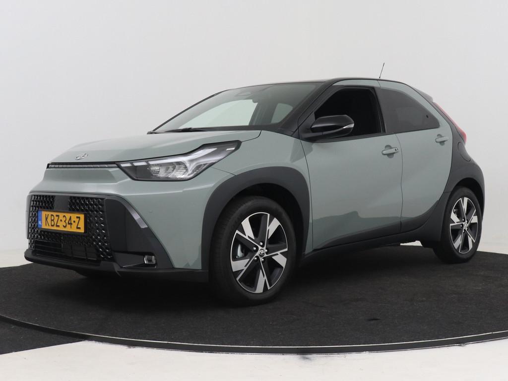Toyota Aygo X Hybrid 115 pulse Parkeersensoren voor + achter, Auto's, 12 maanden, Stof, 4 stoelen, 116 pk