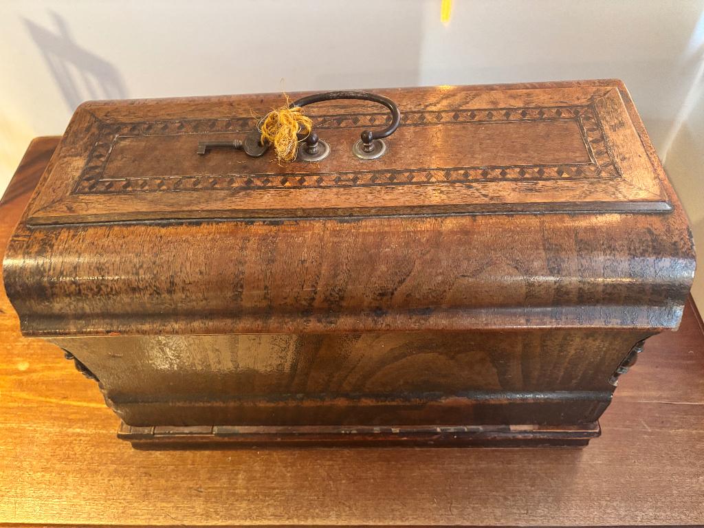 Winselmann naaimachine Antiek, Antiek en Kunst, Antiek | Naaimachines, Ophalen