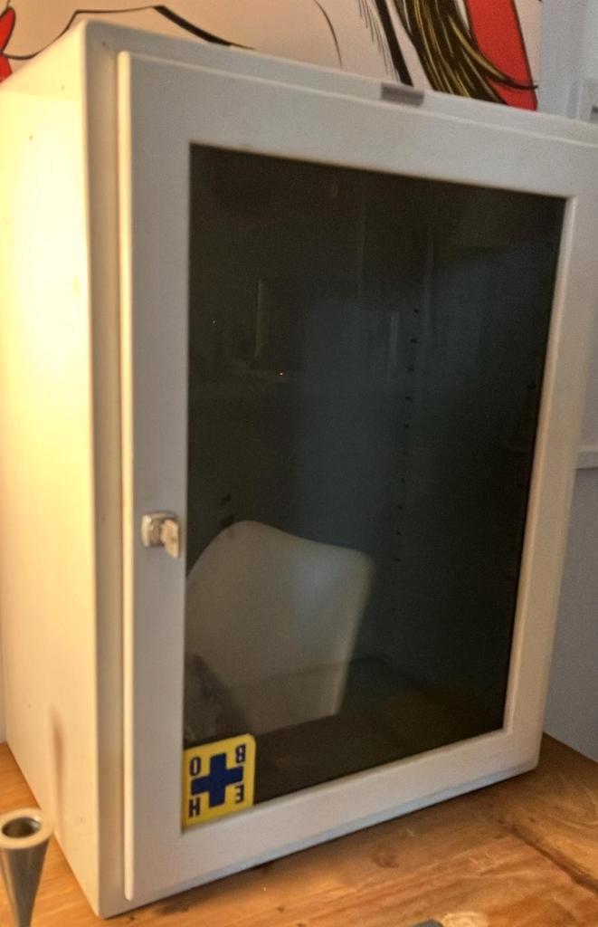 Vintage Wit medicijnkastje met glazen deur, Huis en Inrichting, Kasten | Overige, Gebruikt, Ophalen