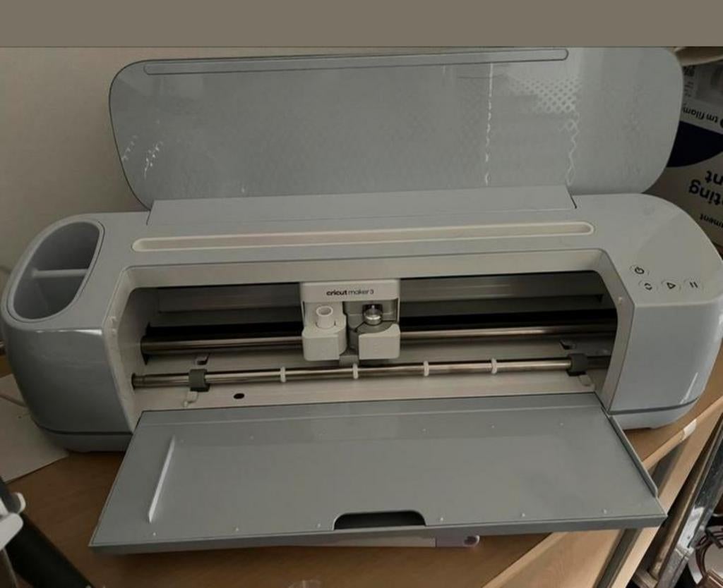 Cricut Maker 3 incl accessoires, Ophalen, Zo goed als nieuw