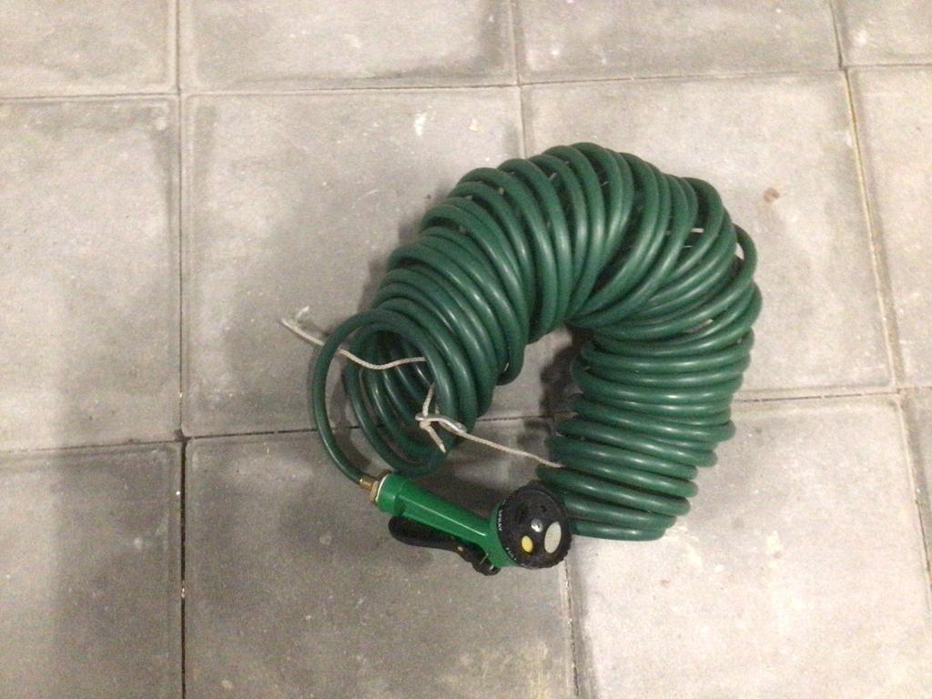 Stevige doch flexibele tuinslang. Lengte ca 21 meter., Ophalen, Zo goed als nieuw