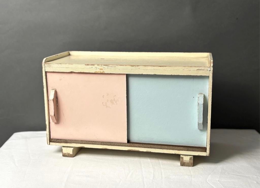 Vintage Houten kastje met schuifdeurtjes, Antiek en Kunst, Ophalen of Verzenden