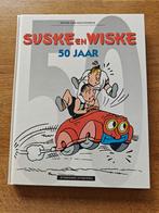Suske en Wiske 50 Jaar - Peter van Hooydonck (1995), Boeken, Ophalen of Verzenden