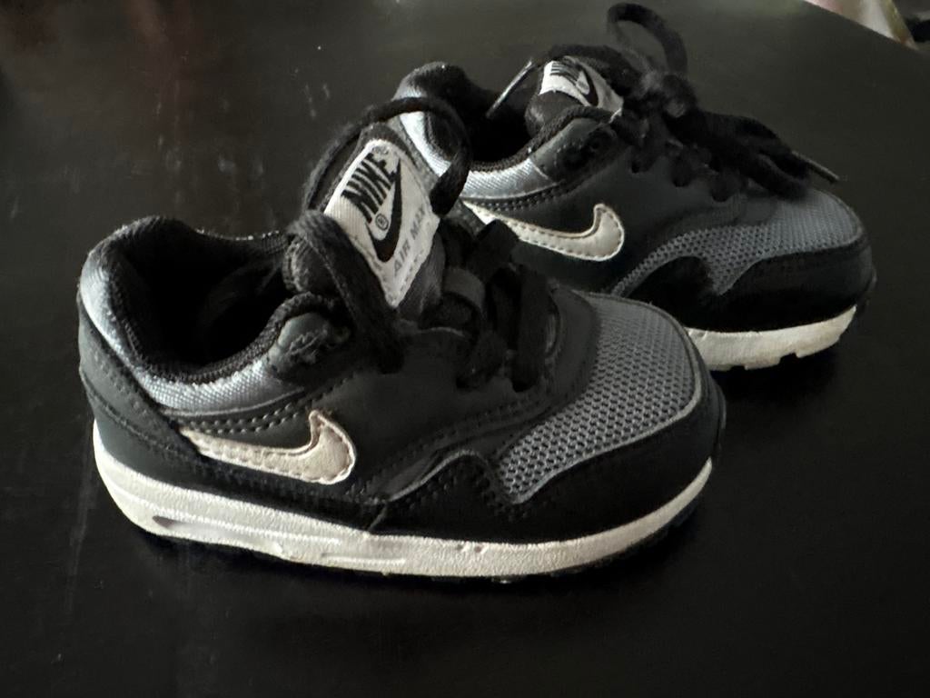 Nike Air Max baby sneakers maat 21, Ophalen of Verzenden, Gebruikt, Jongen of Meisje, Sportschoenen