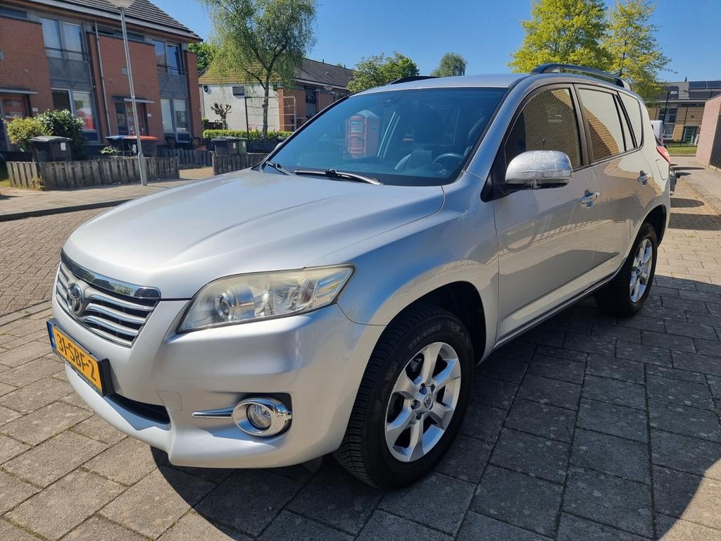Toyota Rav4 2.0 Vvt-i 4WD CVT 2011 Grijs, Auto's, Toyota, Euro 5, Navigatiesysteem, Zwart, 4 cilinders