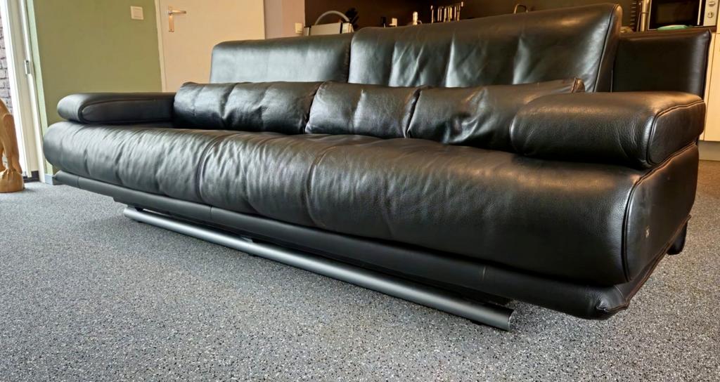 Rolf Benz 6500 Zwart Lederen Bank - Verstelbare Rugleuning, Huis en Inrichting, Banken | Bankstellen, Ophalen, Gebruikt, Driepersoons