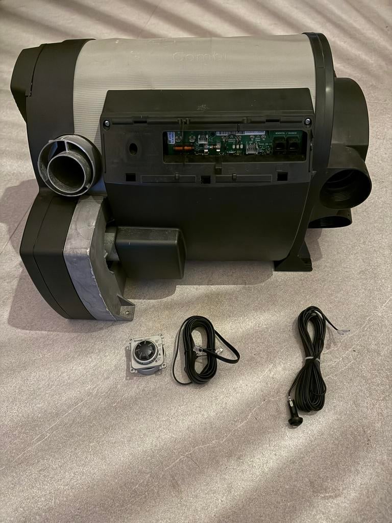 Truma combi 6 kachel / boiler Bouwjaar 2010, Caravans en Kamperen, Ophalen of Verzenden, Gebruikt