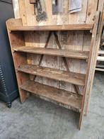 oud staand rek ``WOONWINKEL RUSTIEK``, Ophalen