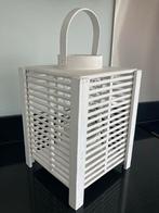 Witte houten lantaarn met glazen houder, Huis en Inrichting, Woonaccessoires | Kandelaars en Kaarsen, 25 tot 50 cm, Wit, Ophalen of Verzenden