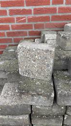 800 betonklinkers / trommelstenen 14x14x7 cm, Tuin en Terras, Ophalen, Gebruikt, Klinkers, 10 m² of meer