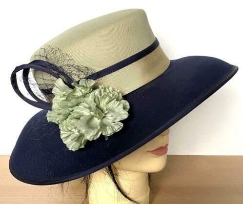 Hoed van Eastex maat 56, Kleding | Dames, Hoeden en Petten, Ophalen of Verzenden, Zo goed als nieuw, 56 of 57 cm (M, 7 of 7⅛ inch)