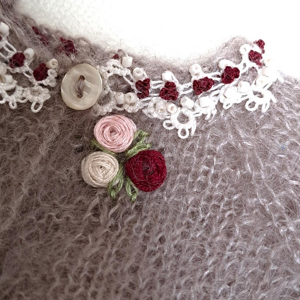 Hand gebreid met Mohair/Zijde pop Beer vestje NIEUW, Ophalen of Verzenden