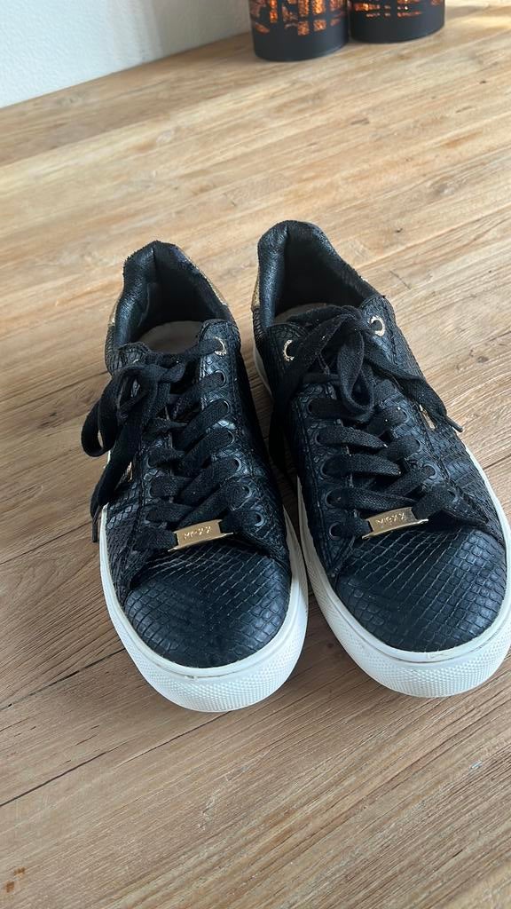 Mexx dames sneakers 40 valt als 39 zwart, Zwart, Ophalen of Verzenden, Sneakers of Gympen, Gedragen