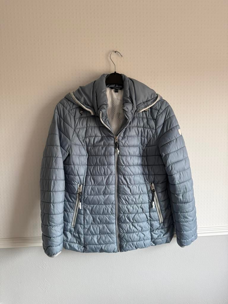 District, tussenjasje, maat 42, Ophalen of Verzenden, Zo goed als nieuw, Maat 42/44 (L), Blauw