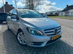 Mercedes-Benz B-klasse 180 Ambition AUTOMAAT,PANODAK,Xenon, 1325 kg, Gebruikt, Euro 6, 4 cilinders