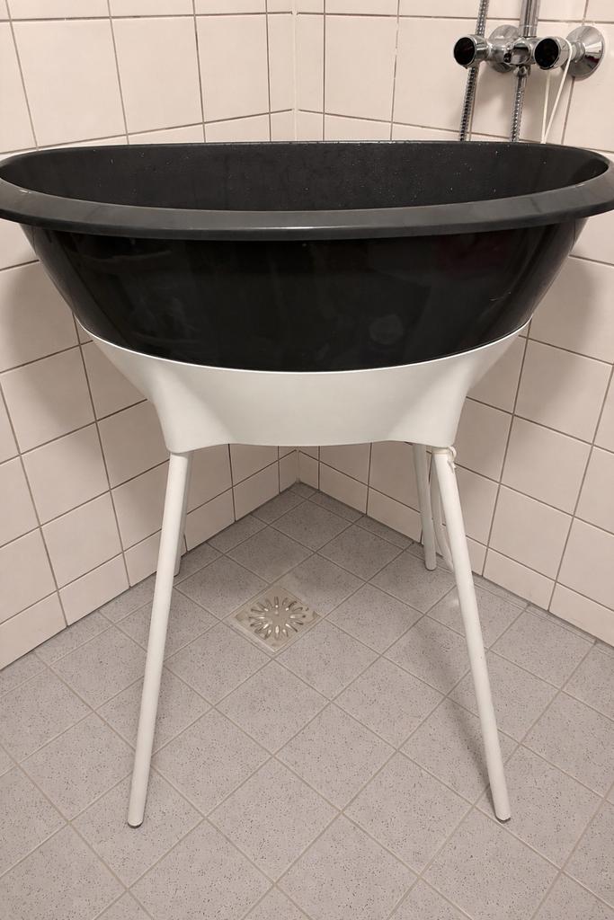 Babybad Luma, inclusief badinzet, Ophalen, Zo goed als nieuw, Badje, Standaard