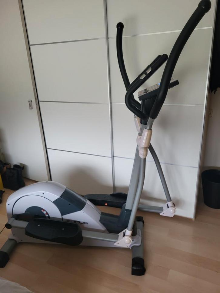 Crosstrainer Focus Fitness Fox 3 met trainingsprogramma, Sport en Fitness, Fitnessapparatuur, Ophalen