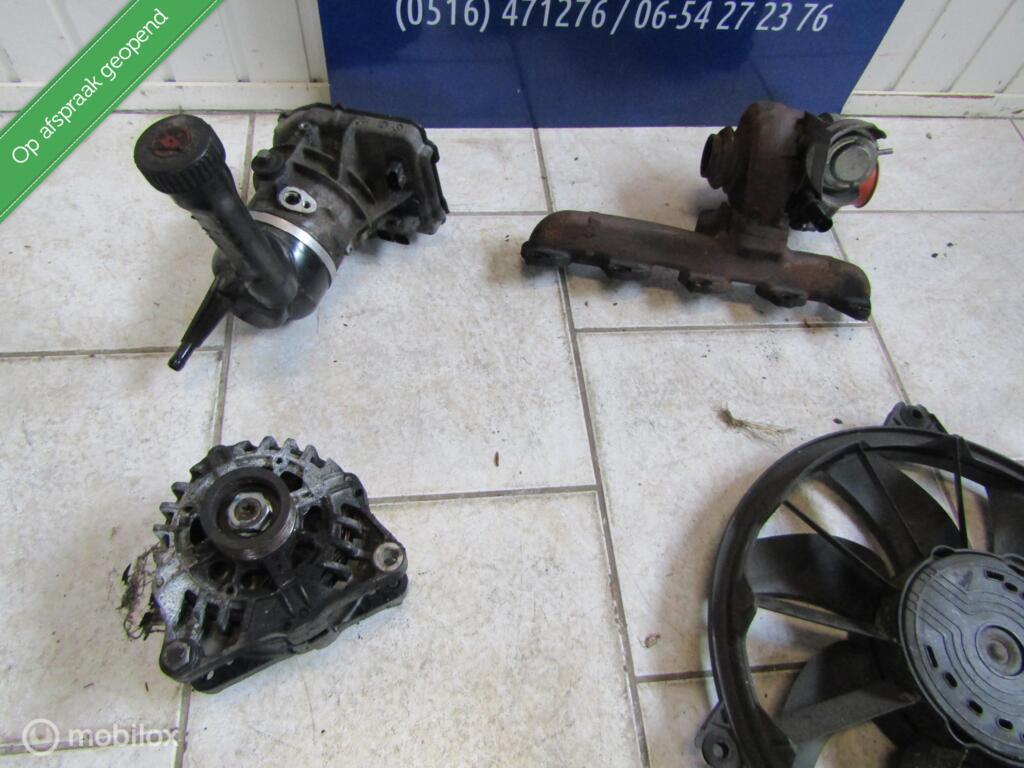 Motor dynamo airco pomp radiator vin turbo partner berlingo, Auto-onderdelen, Motor en Toebehoren, Peugeot, Gebruikt, Ophalen of Verzenden
