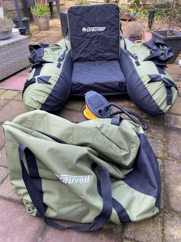 Grauvell Belly boat plus Madcat flippers, Ophalen, Zo goed als nieuw, Overige typen