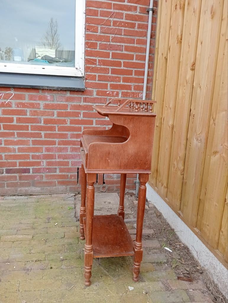 Vintage telefoon kastje gebruikuiteraard maar in goede staat, Antiek en Kunst, Antiek | Meubels | Kasten, Ophalen of Verzenden