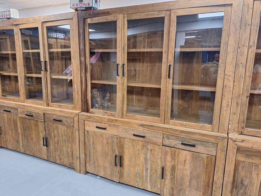 6 stuks zgan massief houten kasten, Huis en Inrichting, Kasten | Overige, Ophalen, Zo goed als nieuw